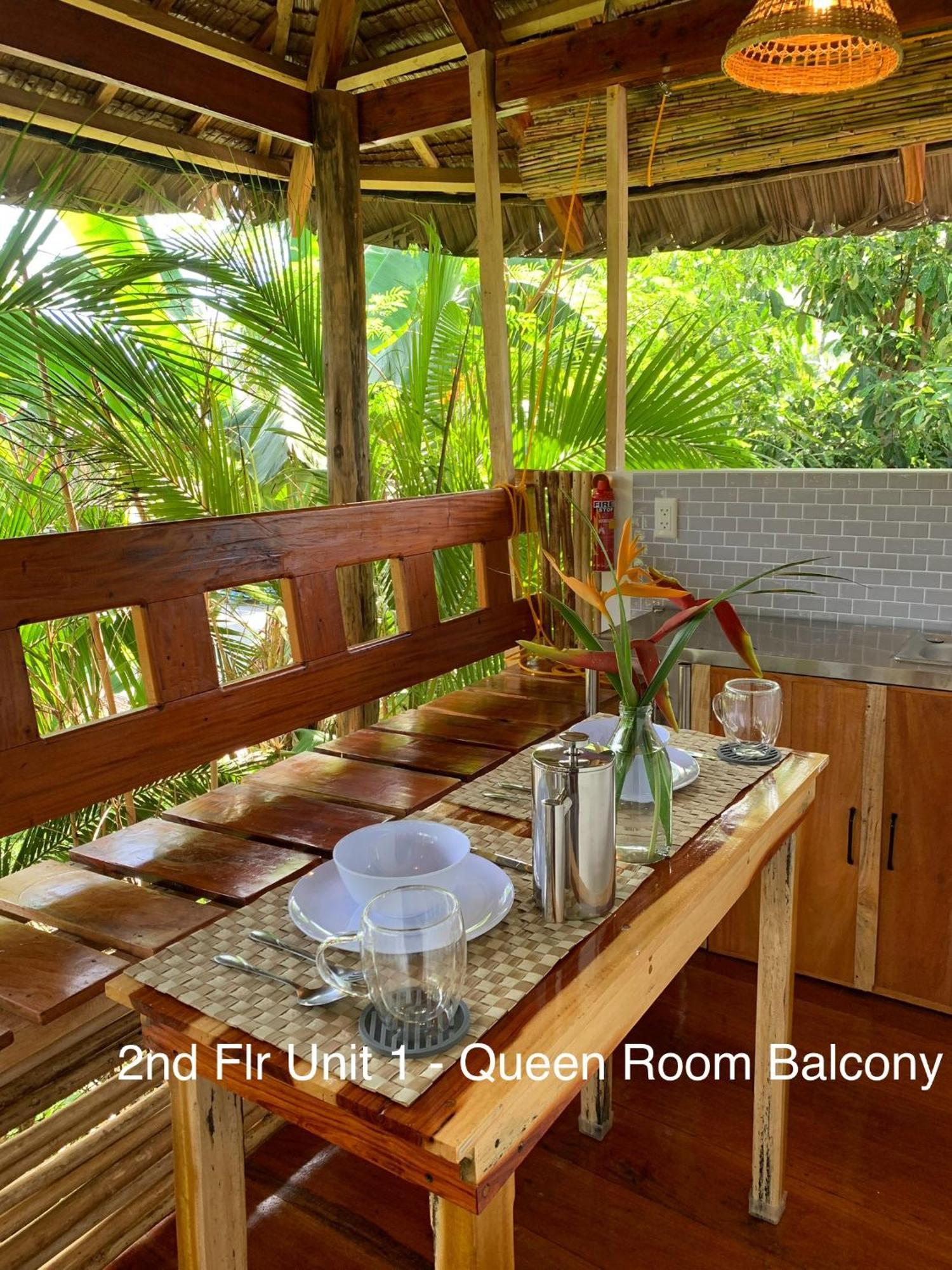 Wayans Siargao Homestay General Luna  Εξωτερικό φωτογραφία